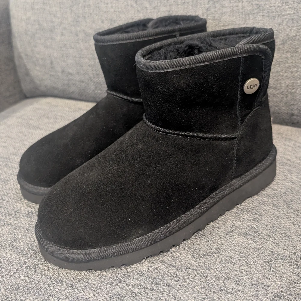 UGG Jona Boot - K